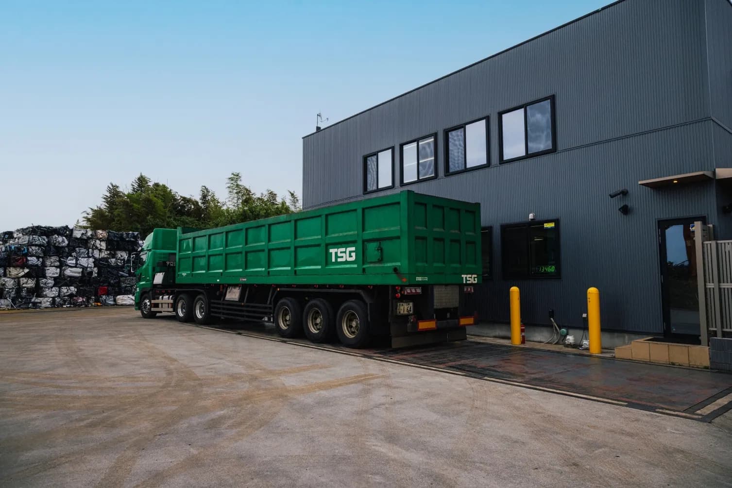 AAN Japan export truck